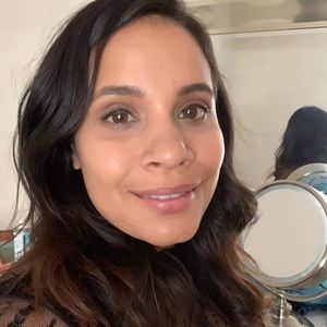 Meet your Posher, Raquel